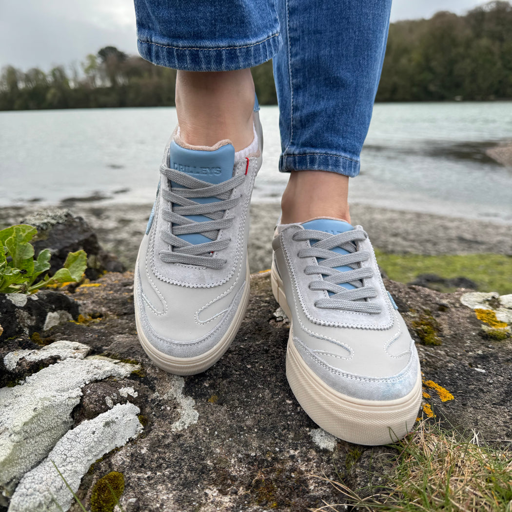 Eighty Chalky Blue Runners