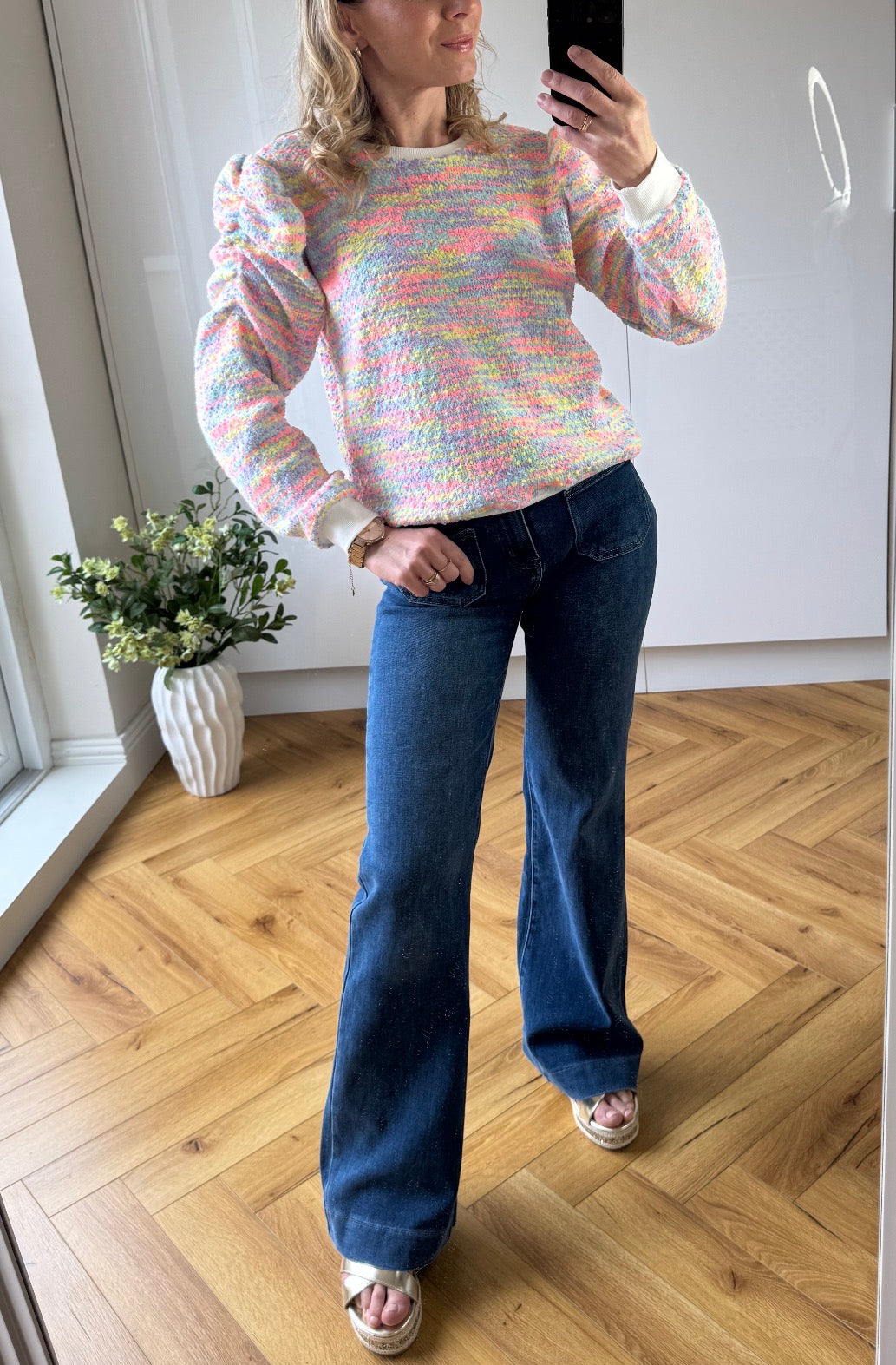 Shiny pocket bootleg jeans