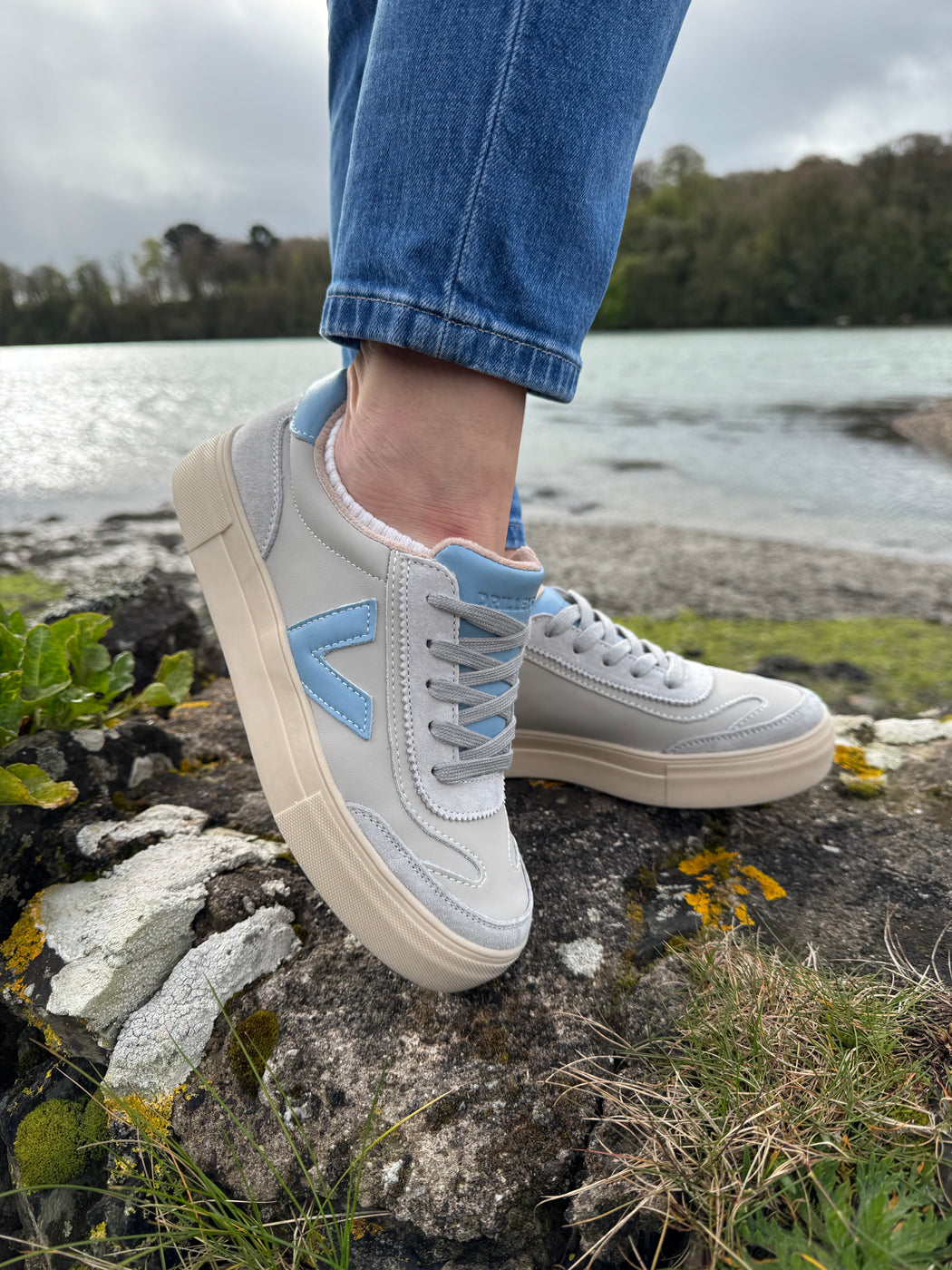 Eighty Chalky Blue Runners