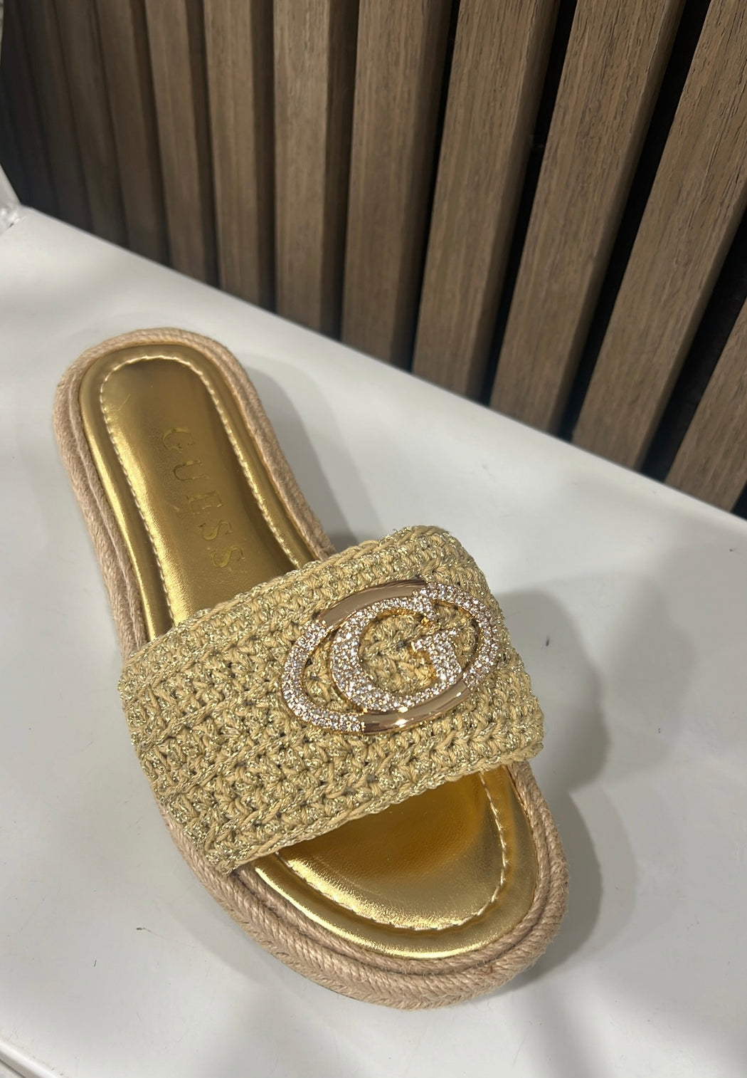 Guess
Florizi Platform sandals flpfloesu03