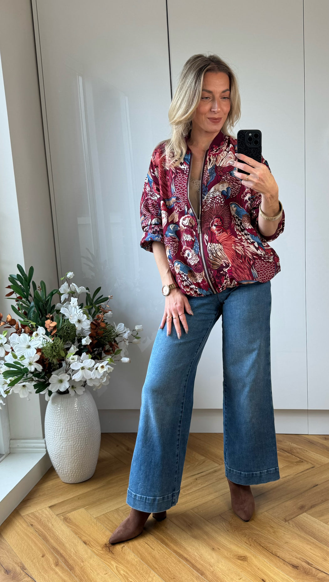 Satira wine bomber