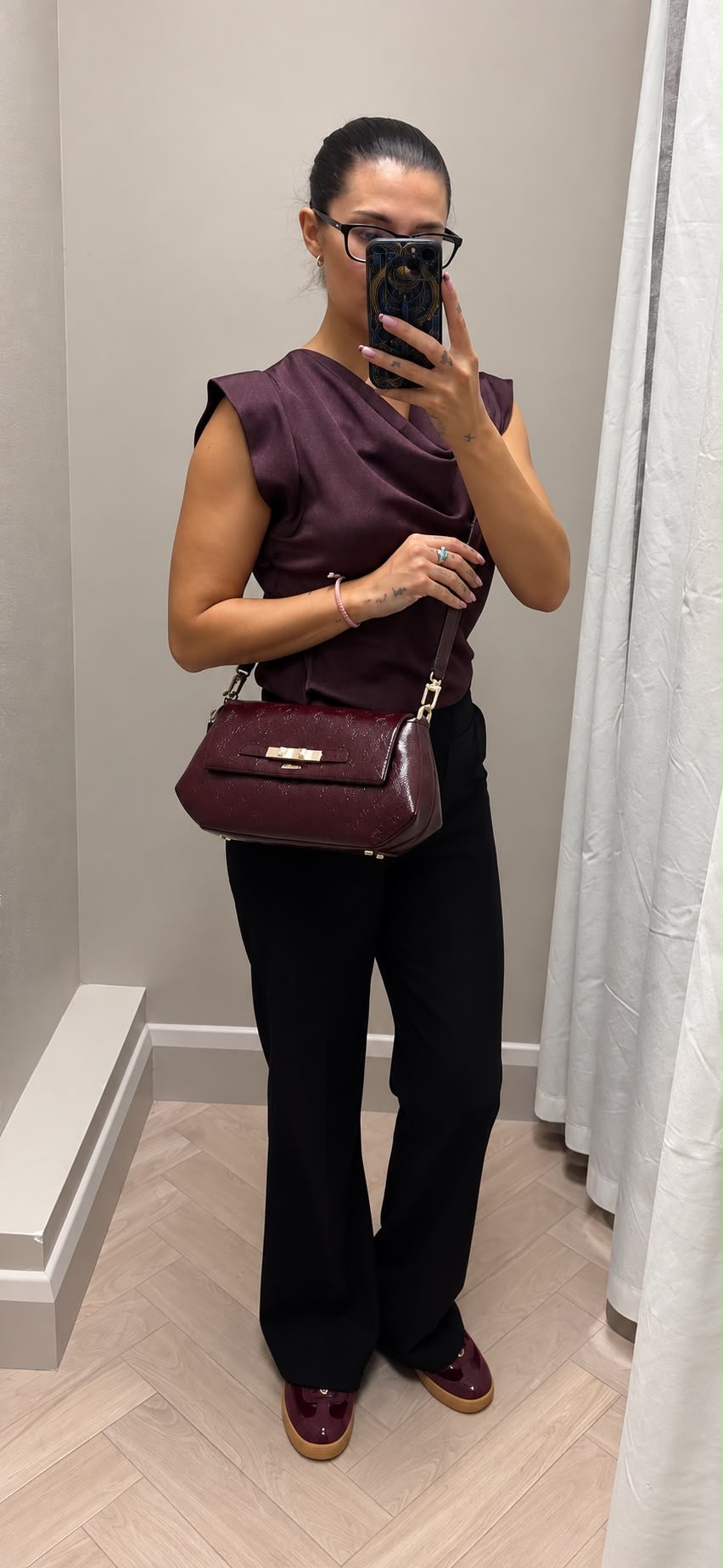 Guess burgundy bag carmella pt222520