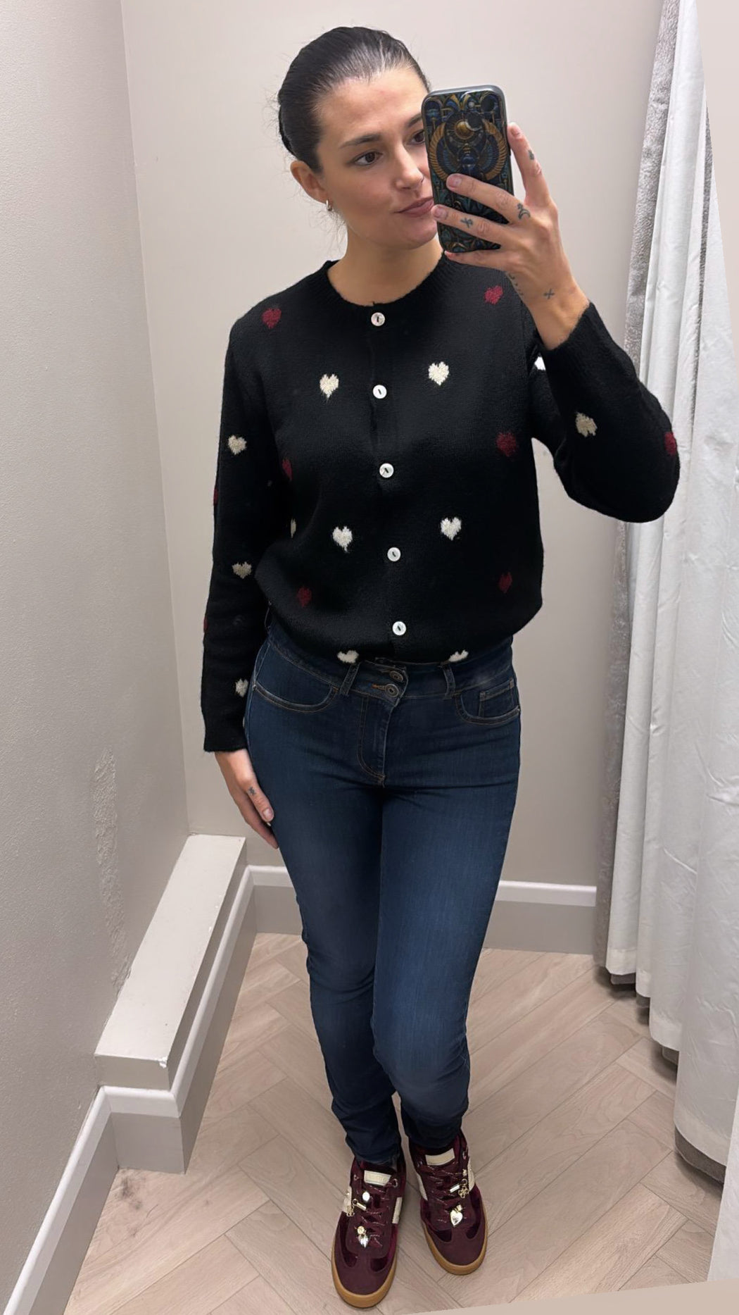 Helen black heart Cardi