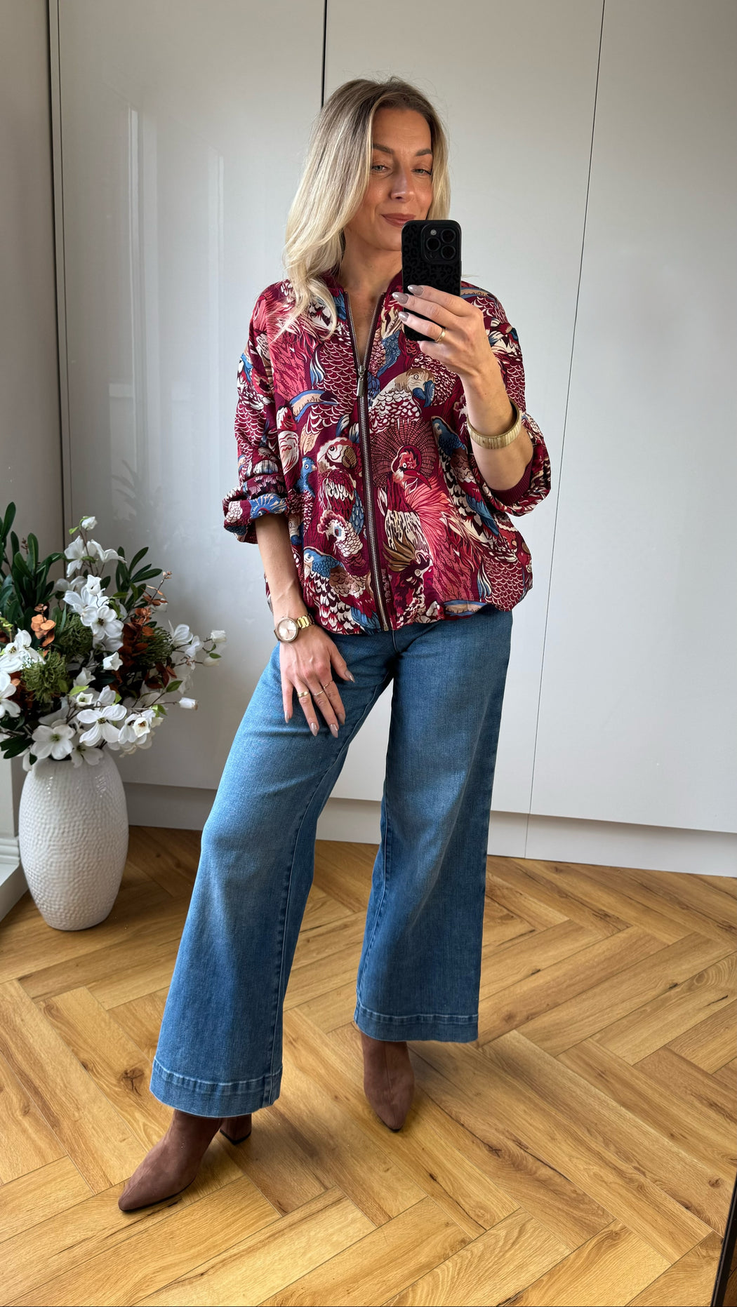 Satira wine bomber