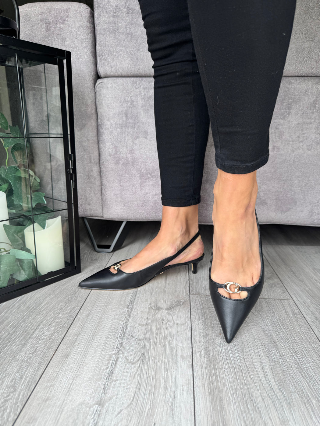 Guess black sling backs shoes FLTJESLEA05