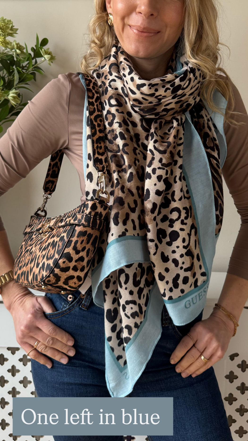 Guess blue animal print AW5495POL03 - LTB