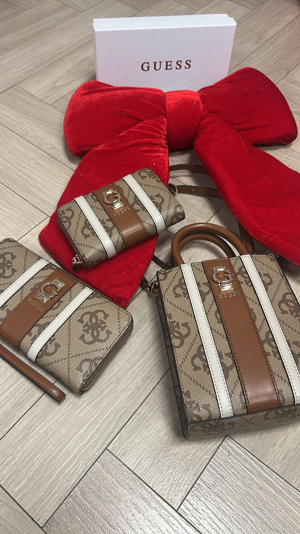 Guess Latte ERENIA Mini Bag SO783875