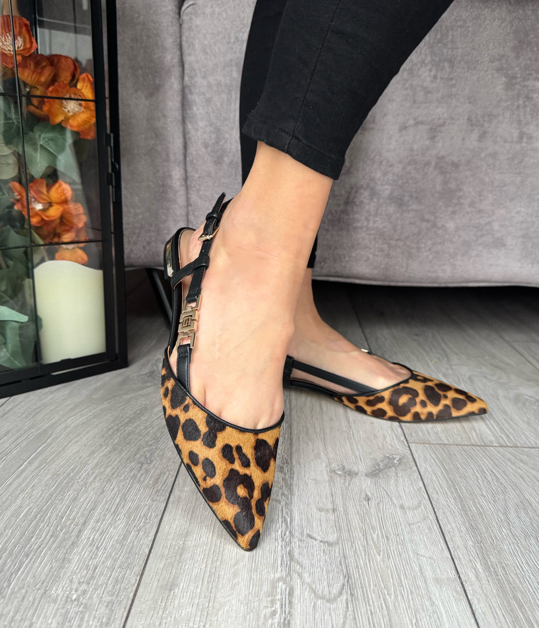Guess Animal print sling backs FLTFRYLEP05