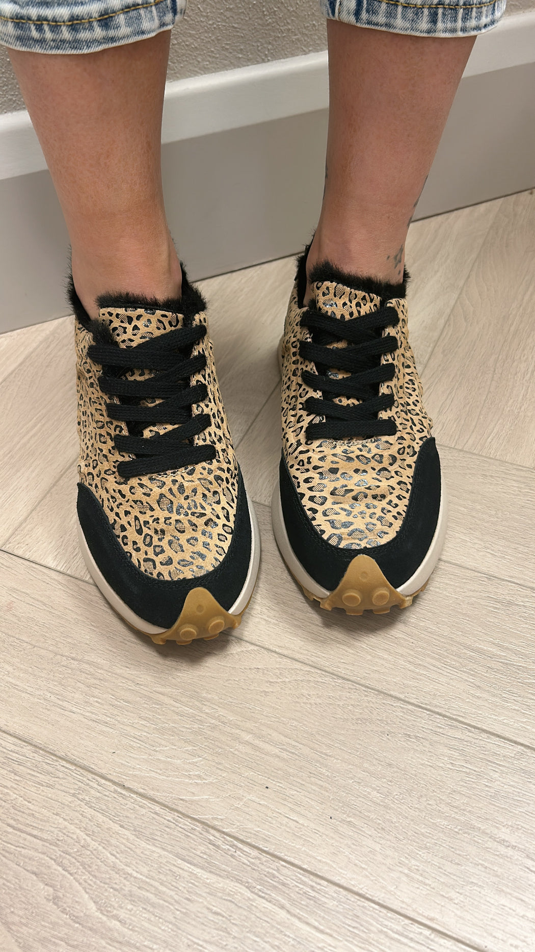 Dabin creamlop leopard runners