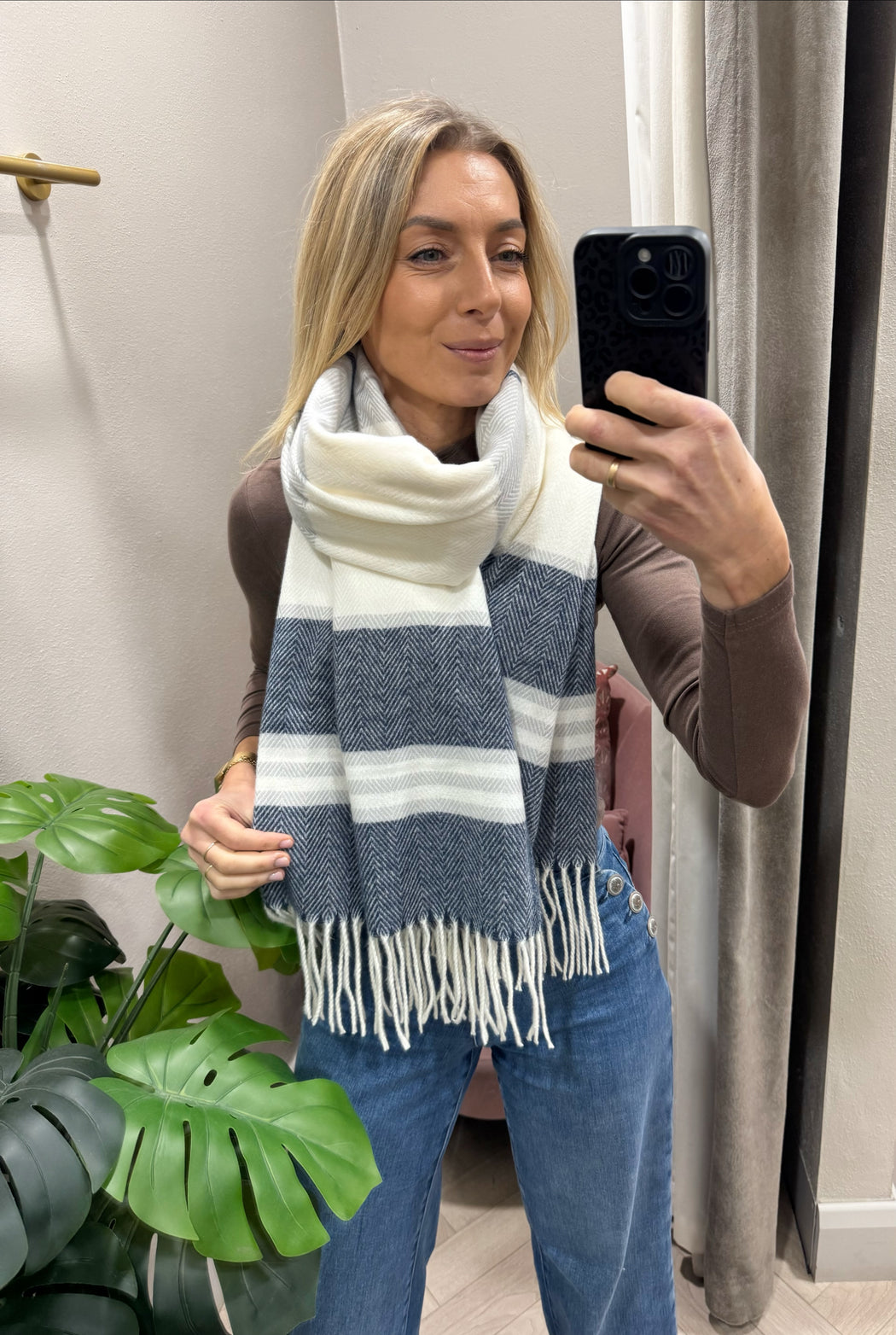 Samantha scarf