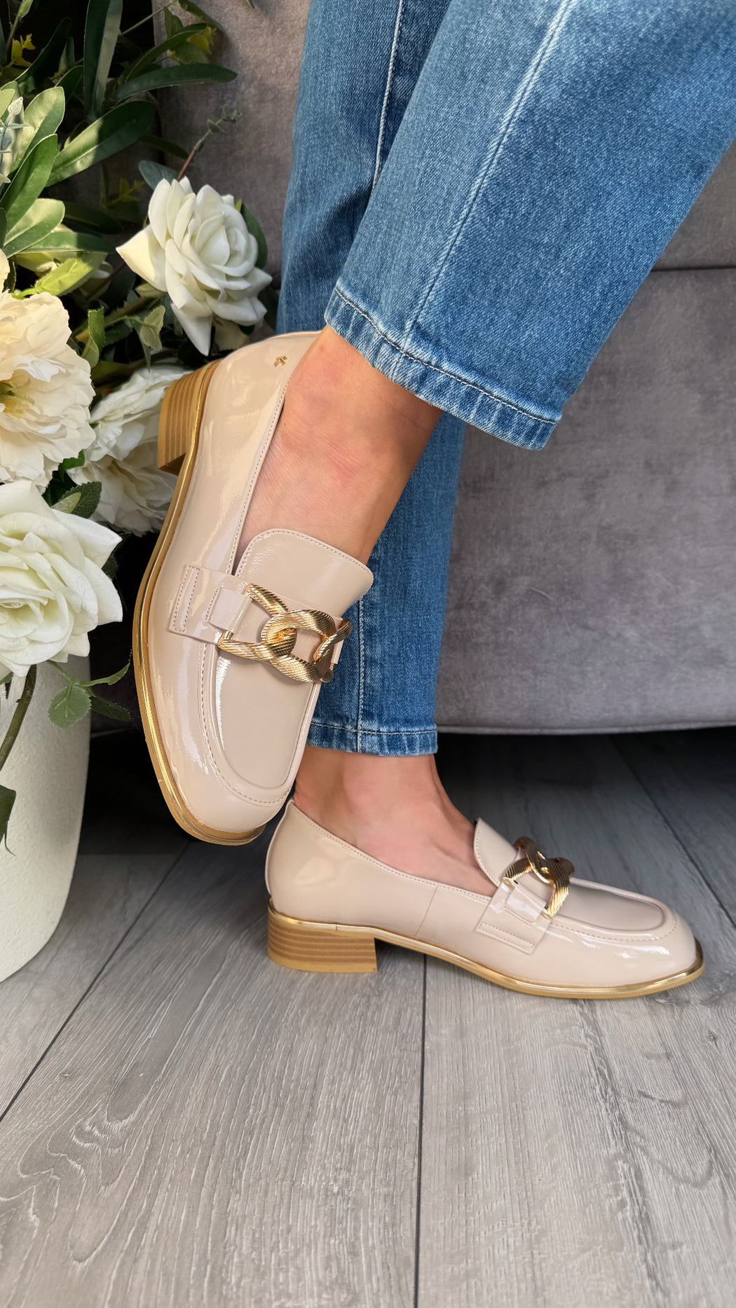 Thames est Blush Loafer