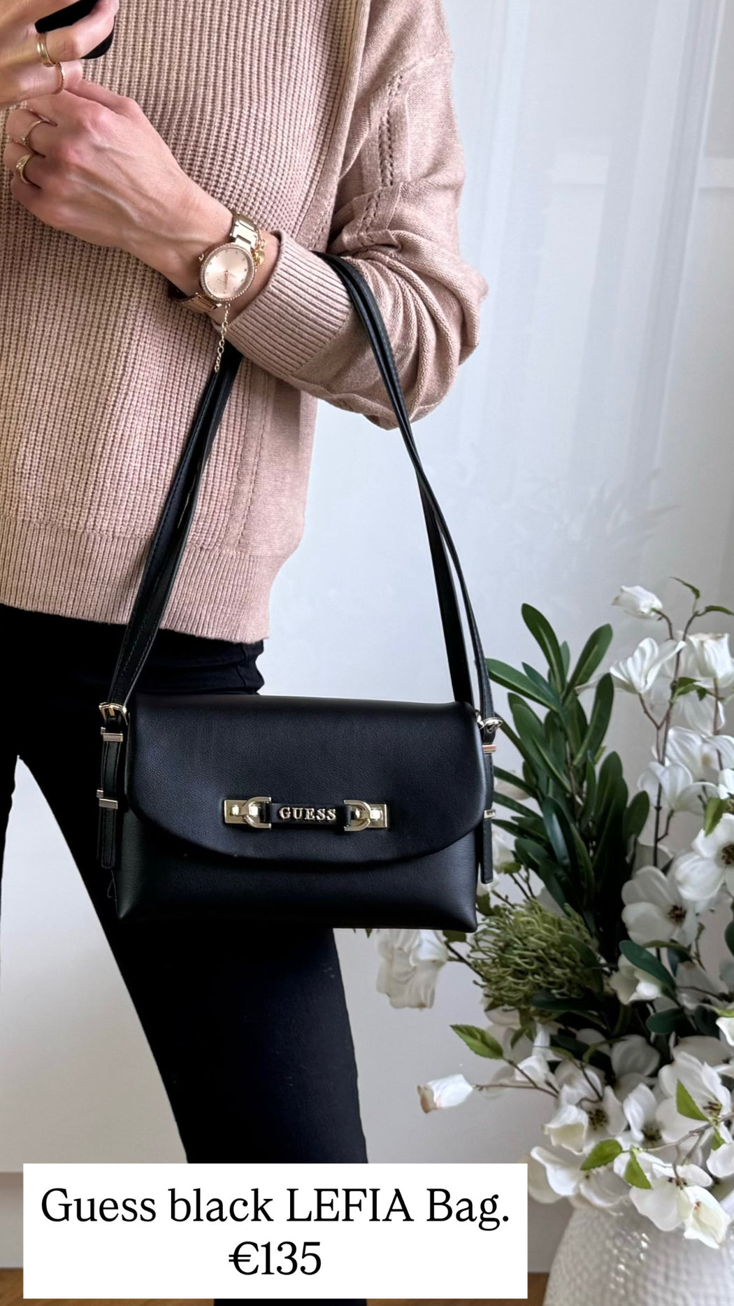 Guess black LEFIA Bag. BG964419
