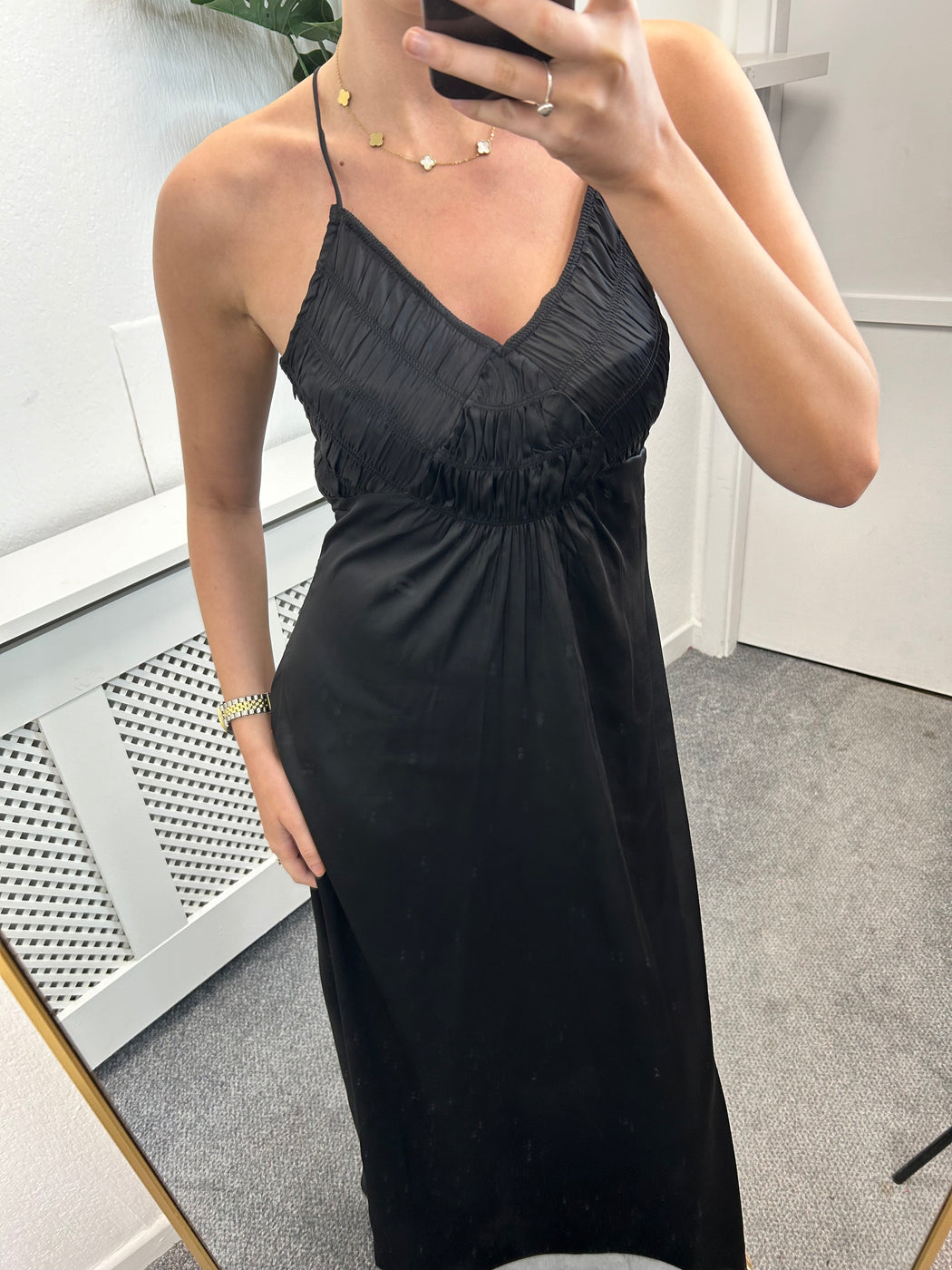 Smocky black maxi