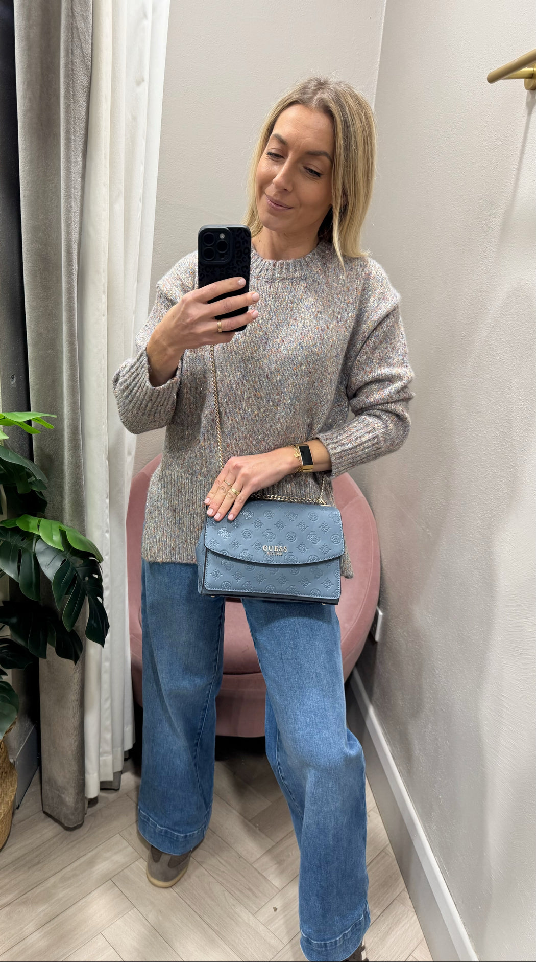 Phoebe 4G Peony Logo Mini Crossbody pd966521
