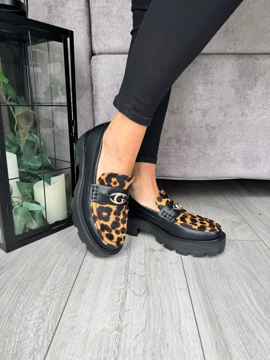 Guess black animal print loafer FLTYK2LEP14