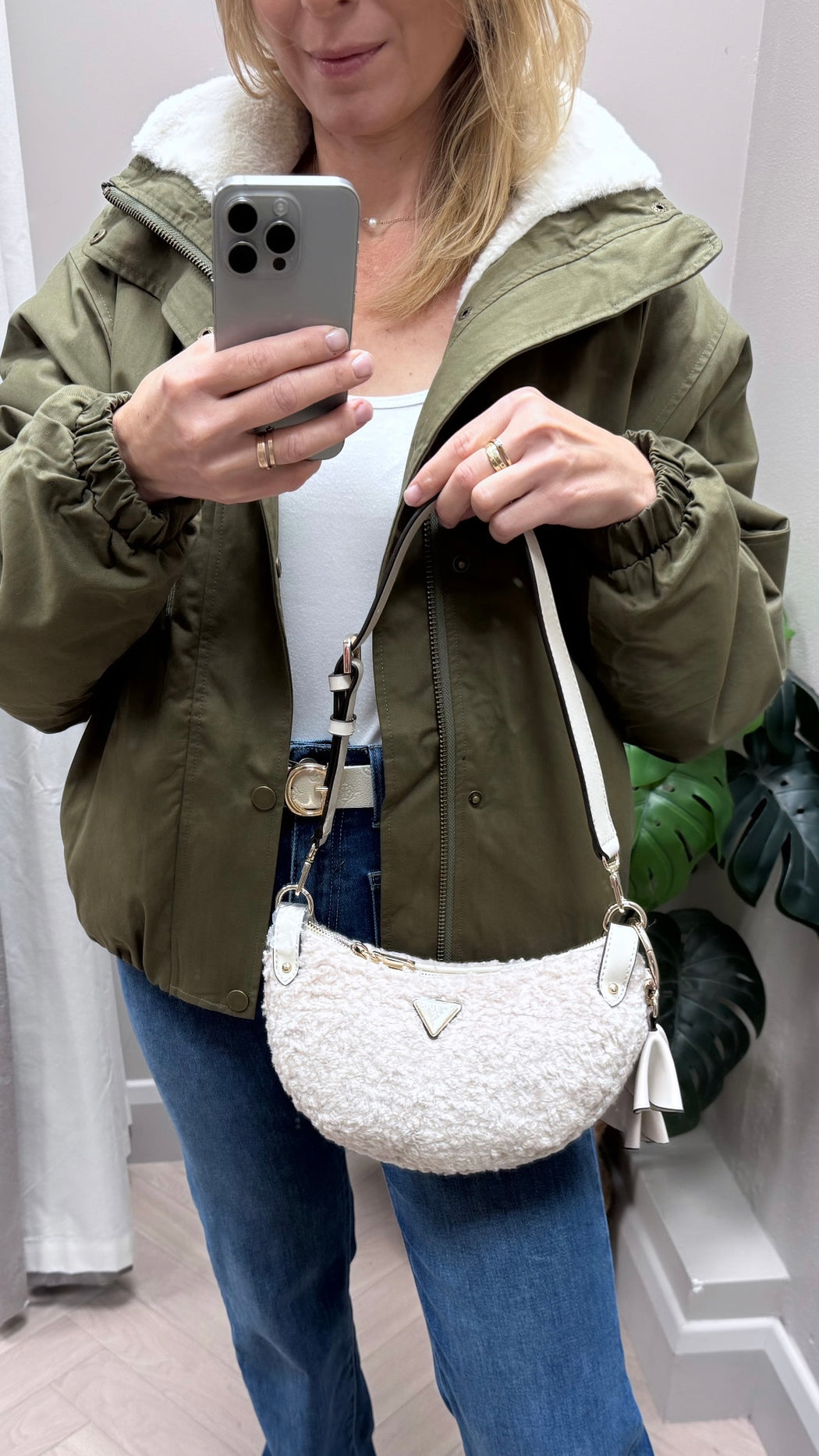Guess Katie off white WG225318 bag