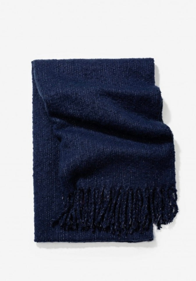 Nora knitted dark navy scarf