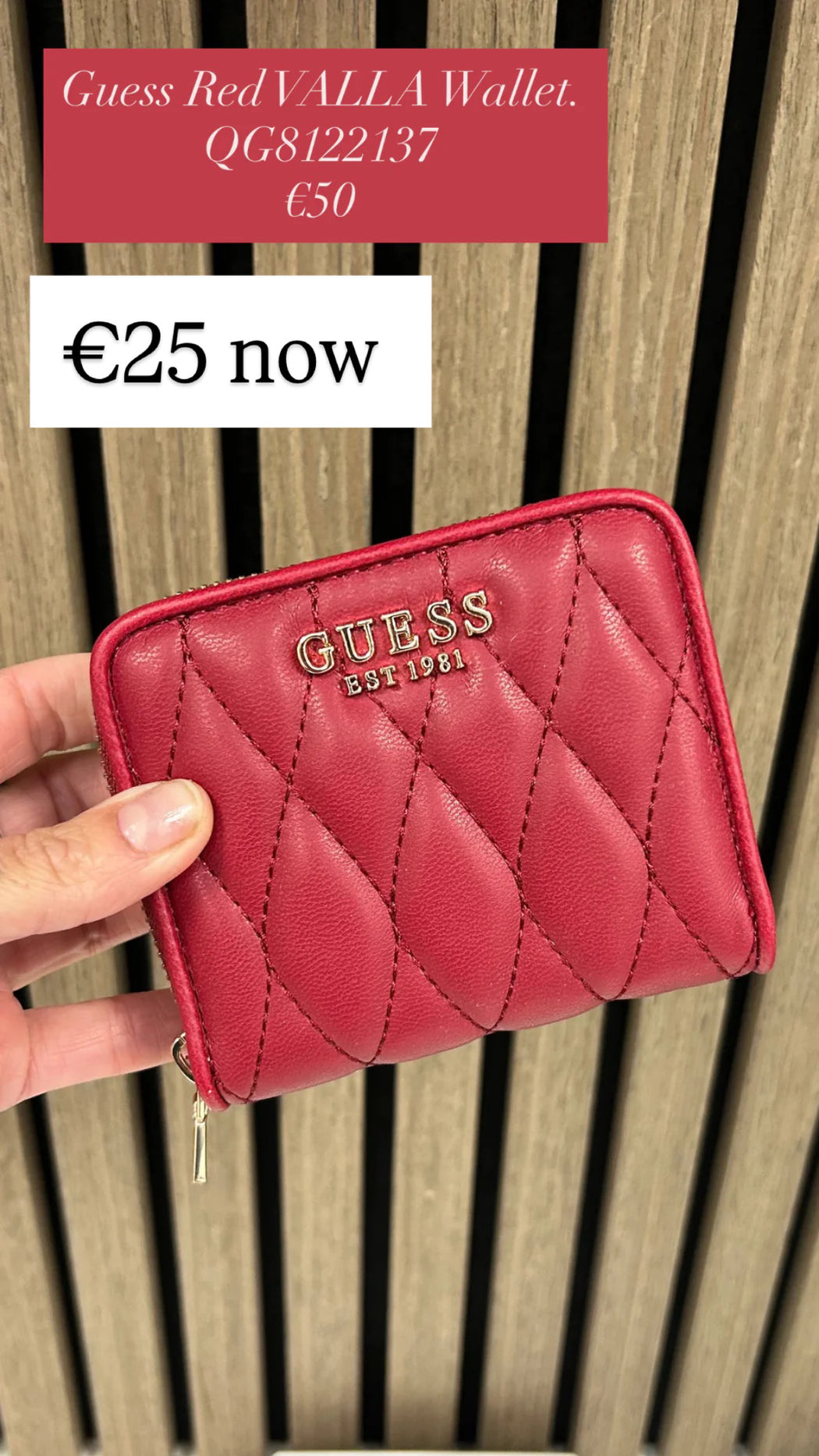 Guess Red VALLA Wallet. QG8122137
