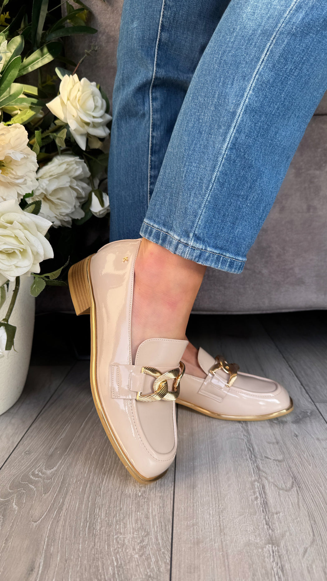Thames est Blush Loafer