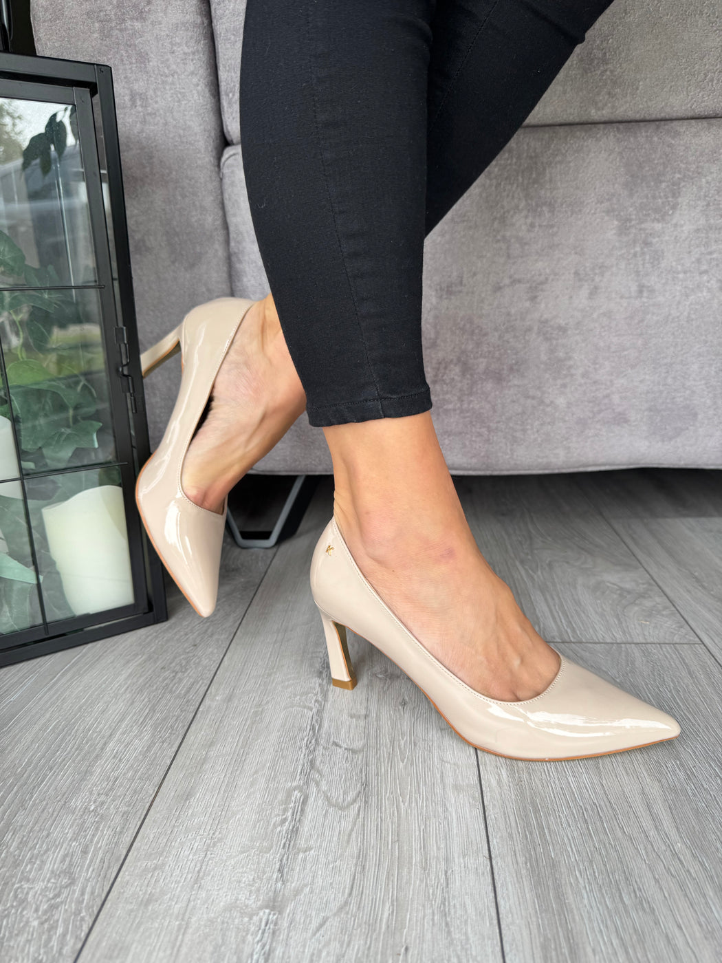 Bamburgh Almond heel
