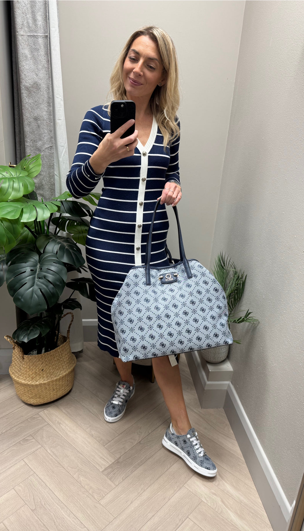 Guess neda jacquard tote bag jp965424