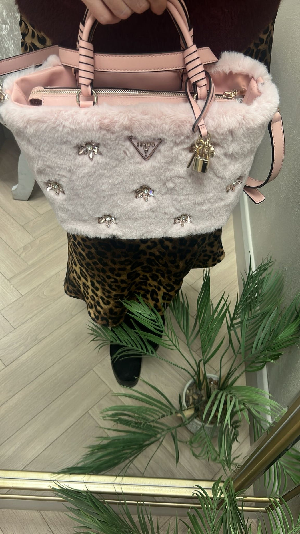 Guess pink rhinestone shaida bag we814322