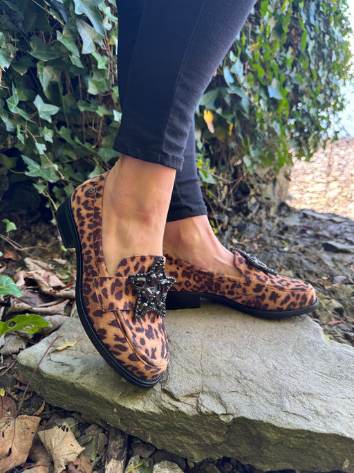 Afyon one leopard star loafer
