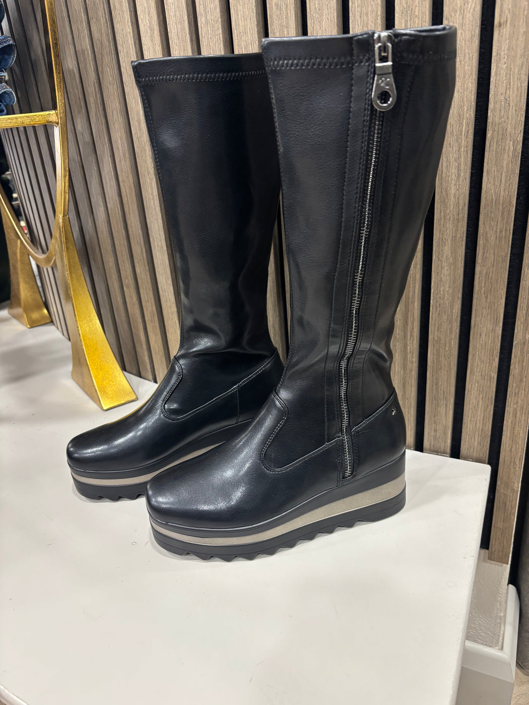 Bildale Schwarz Wedge Boots