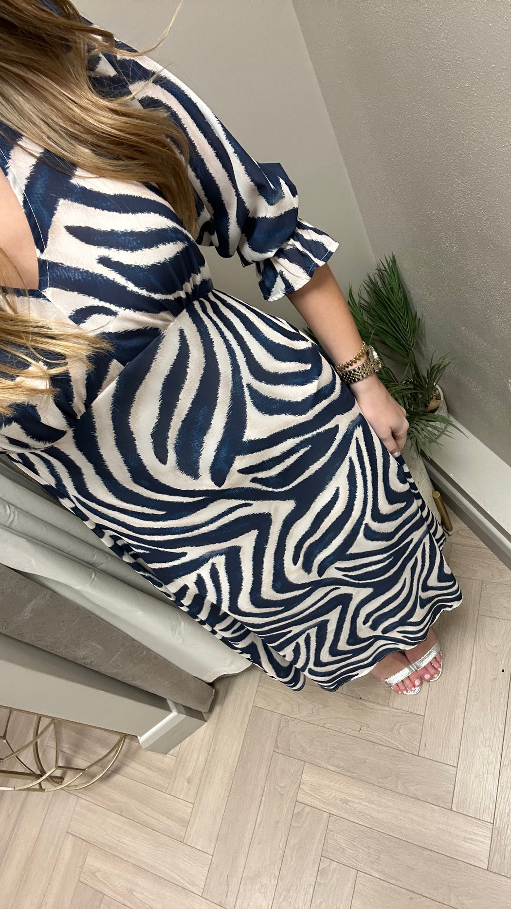 Streasa navy cream stripe midi dress