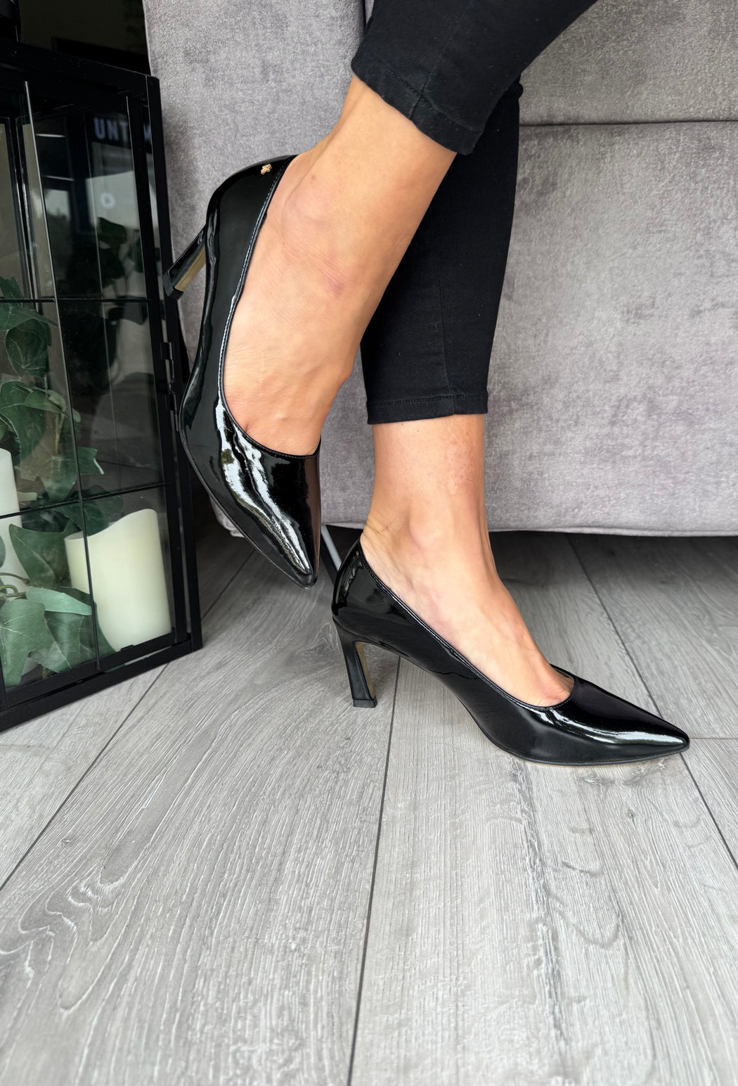 Bamburgh schwarz heel