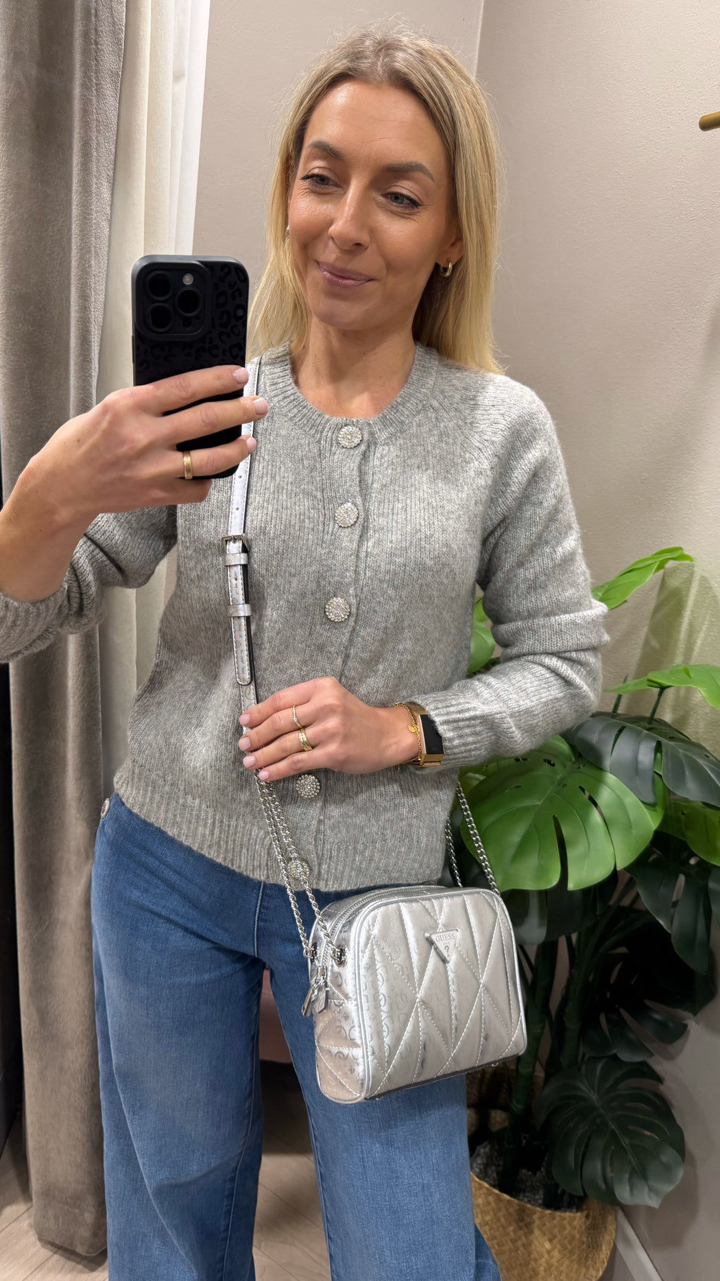 Guess Silver ALDINA Bag. GY966314