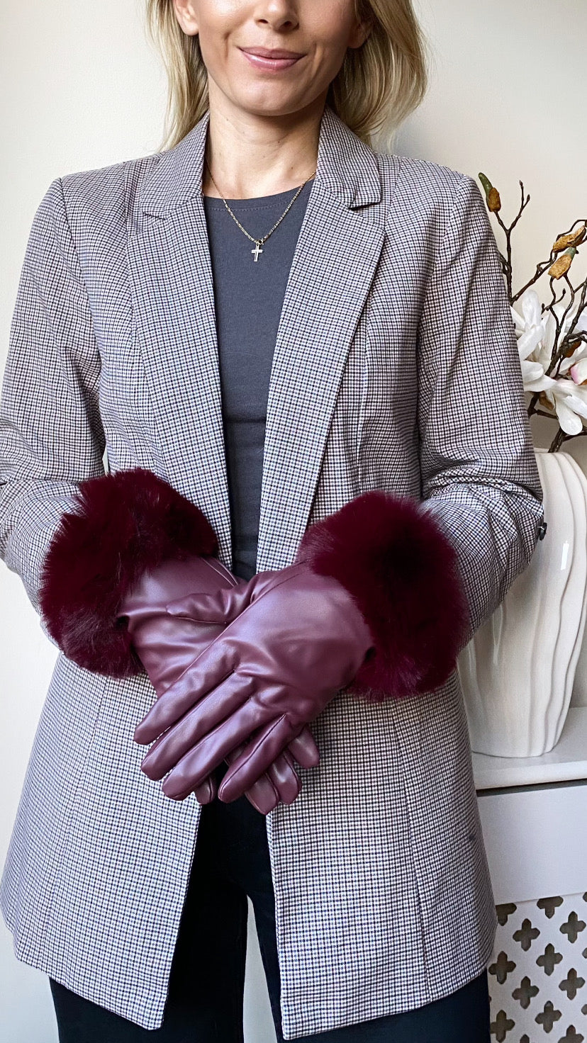 Ruby faux leather gloves