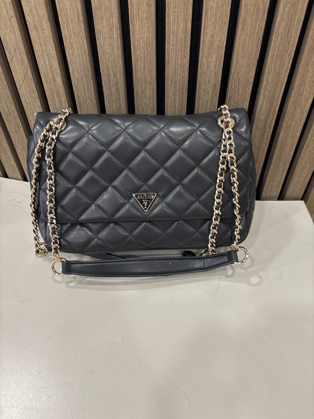 Guess Black JULIET Bag. QG245621