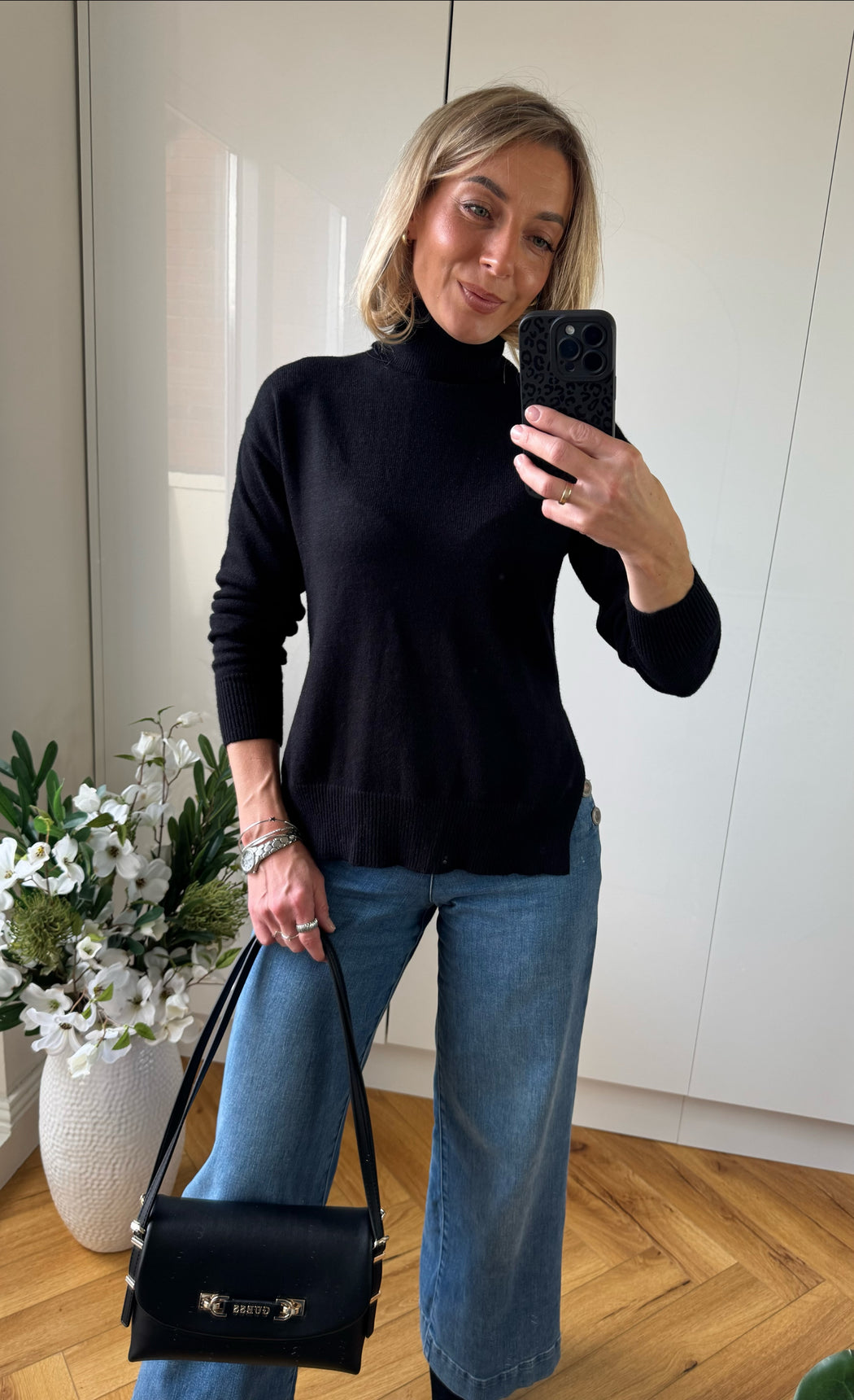 Mab black polo neck