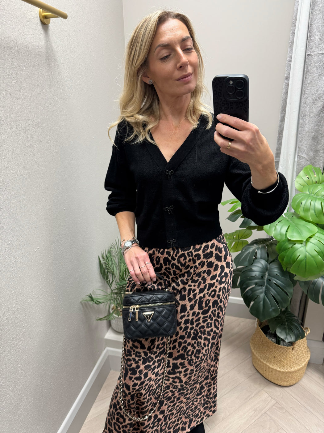 Guess mini giully crossbody bag