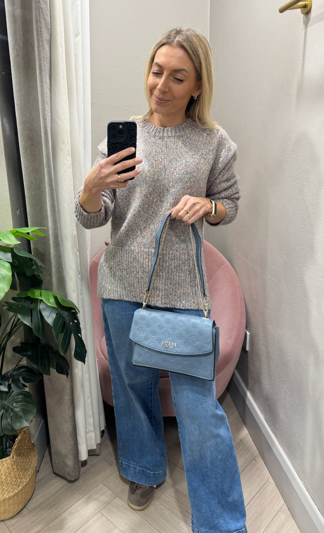 Phoebe 4G Peony Logo Mini Crossbody pd966521