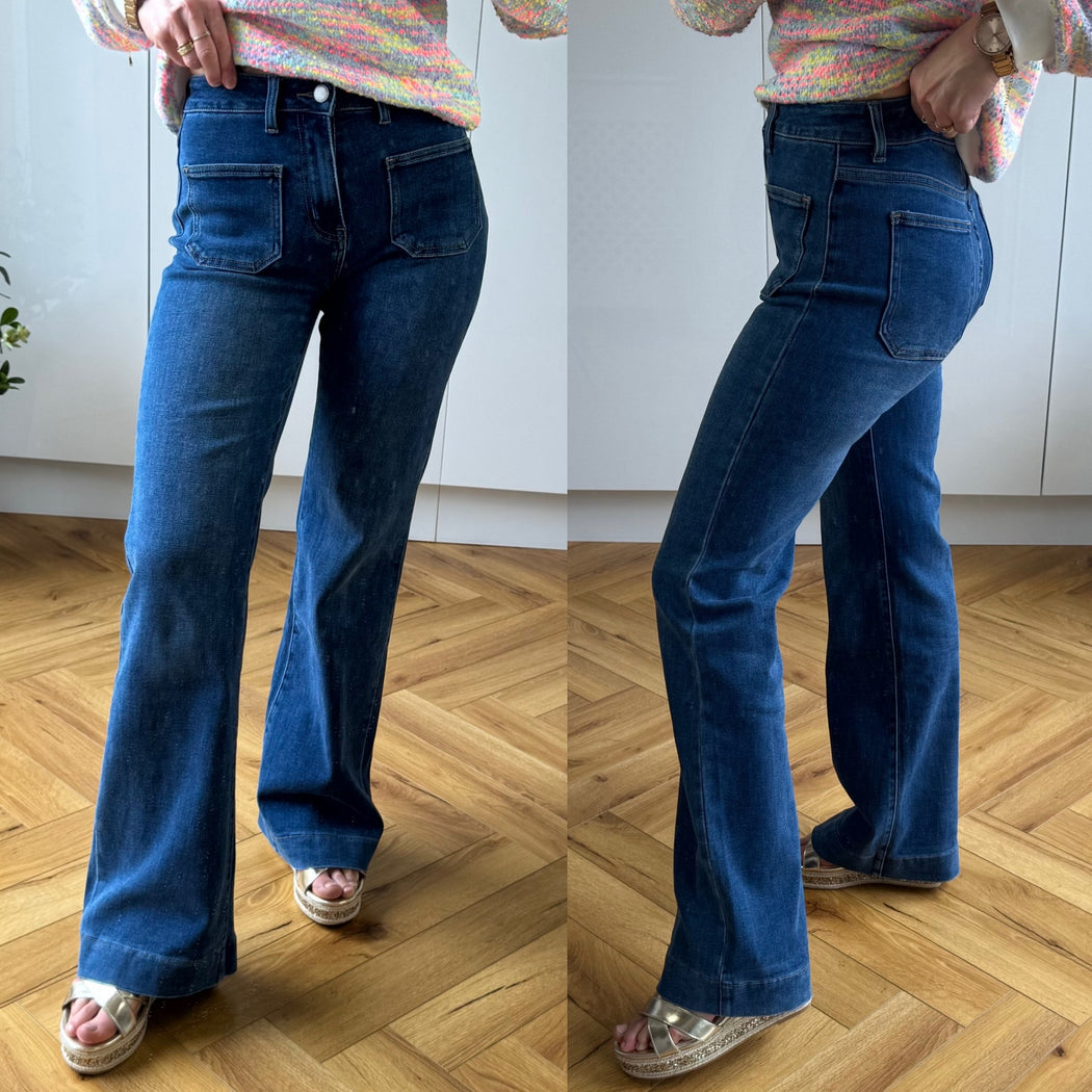 Shiny pocket bootleg jeans