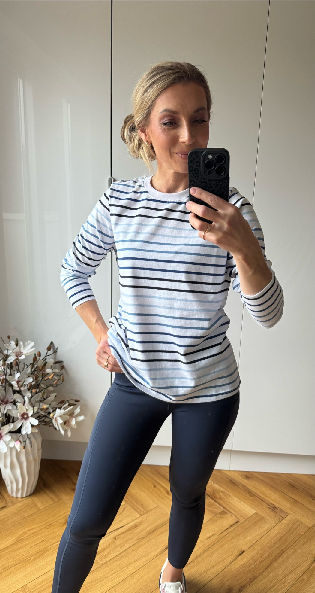 Kimberley Long Sleeve Tee blue