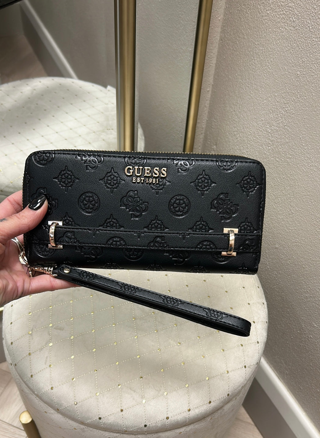 PD9630146 Guess Black Logo Wallet