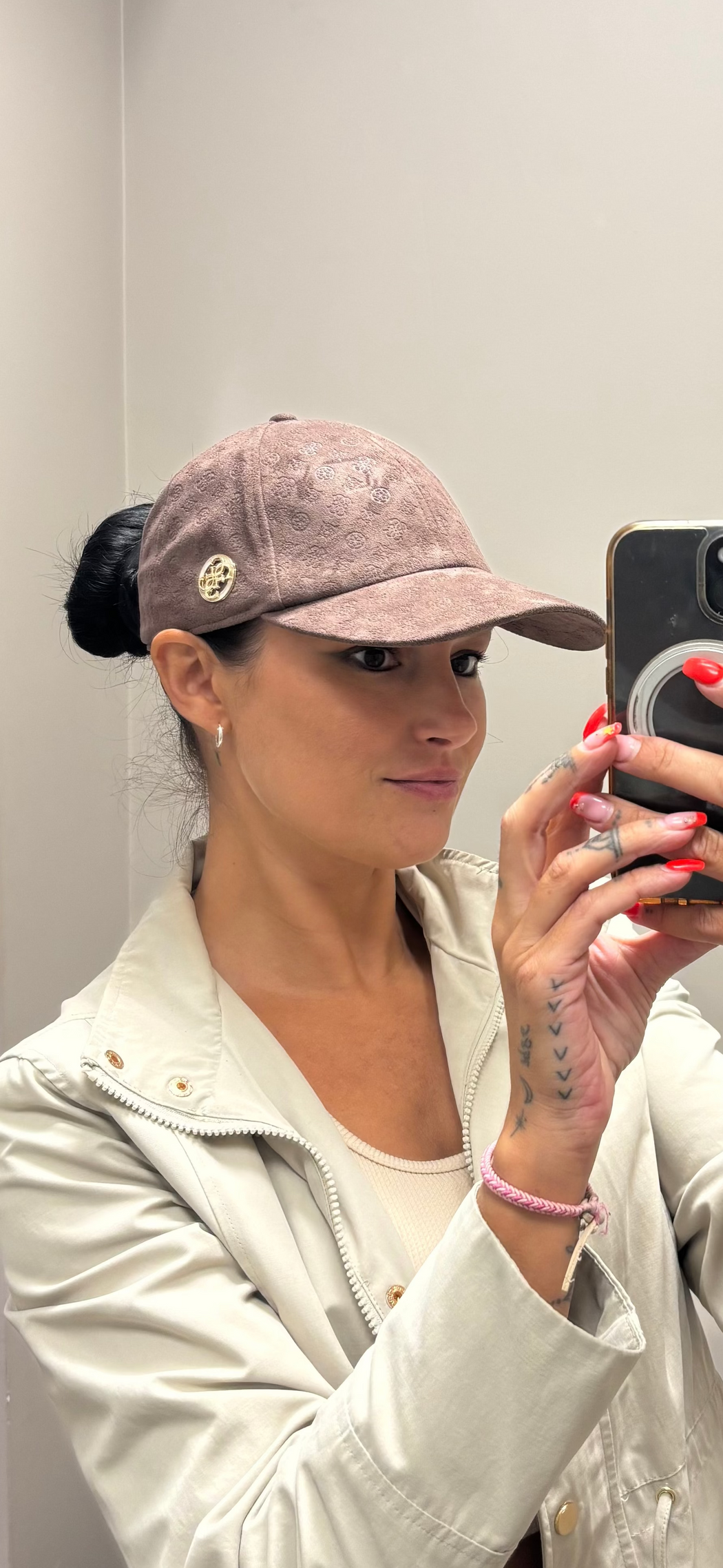 Guess Logo Baseball Cap. AW5627POL01