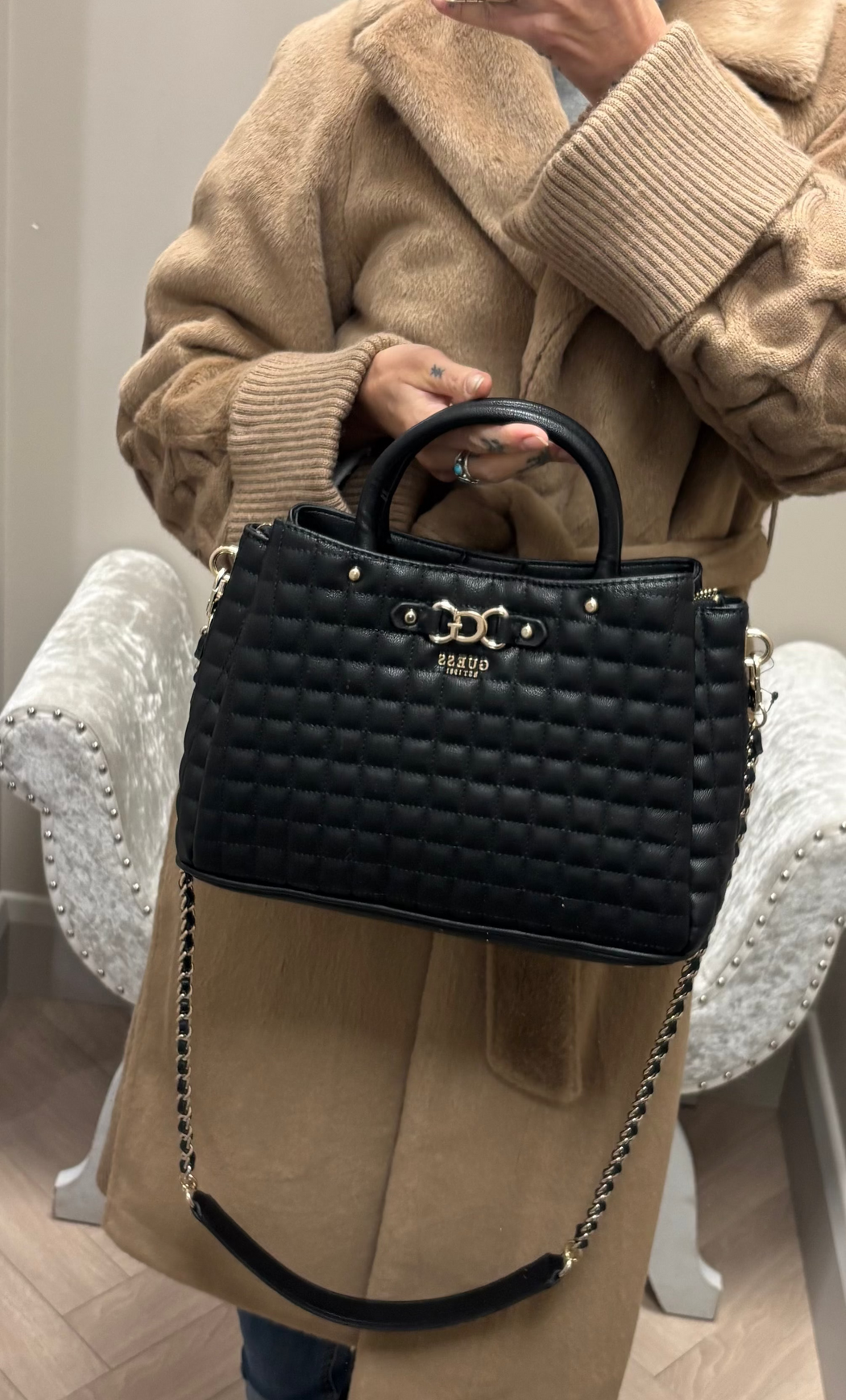 Guess Black NADIRA Bag. QG842406