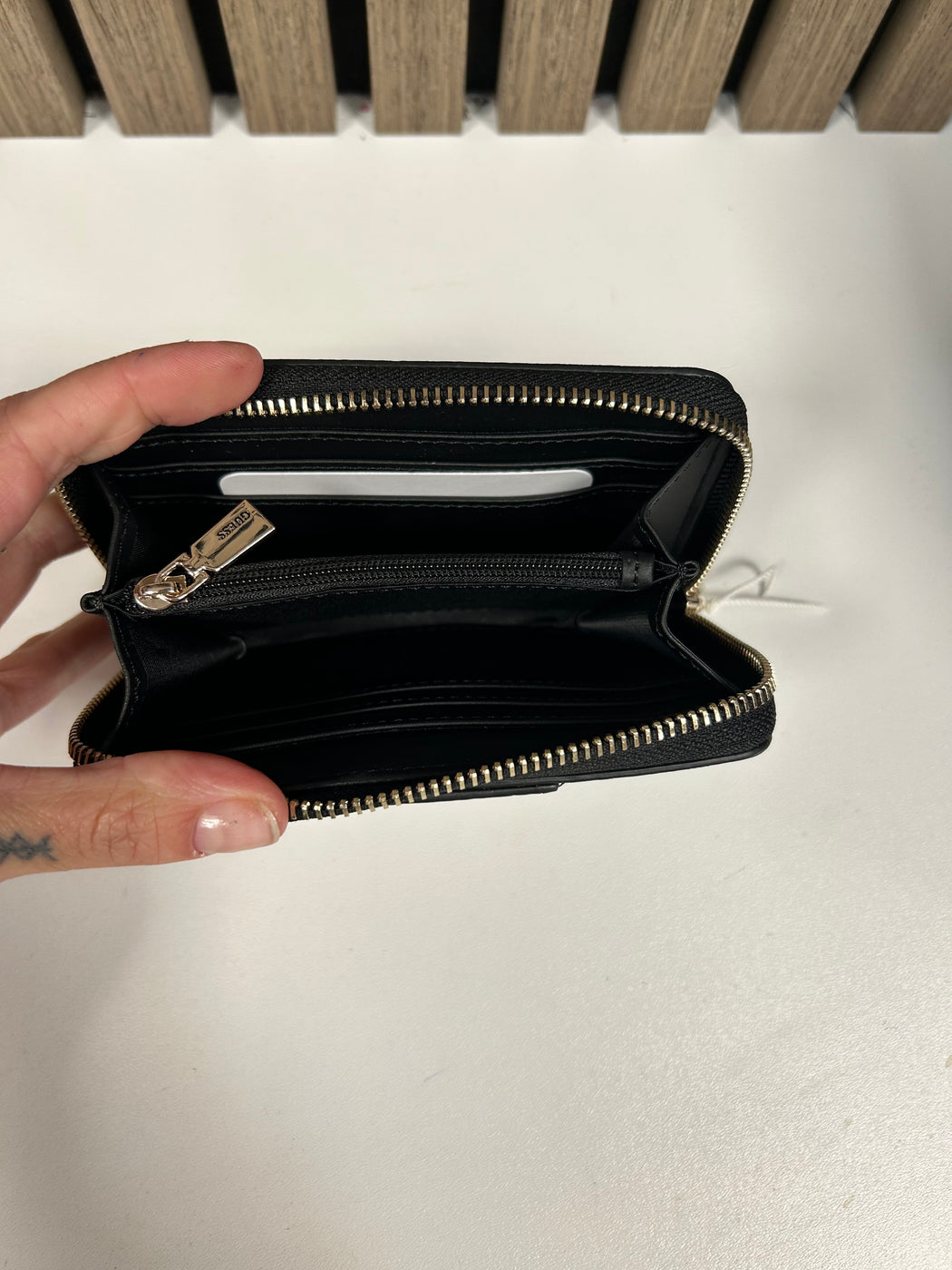 Guess Black JANE Wallet. VG9891140