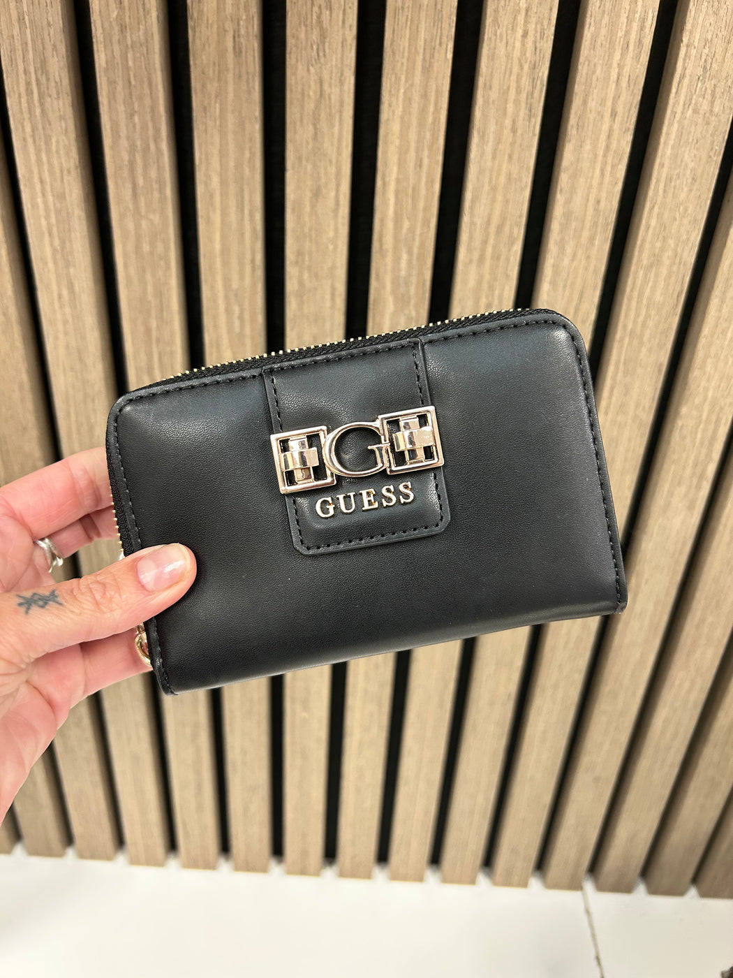 Guess Black JANE Wallet. VG9891140