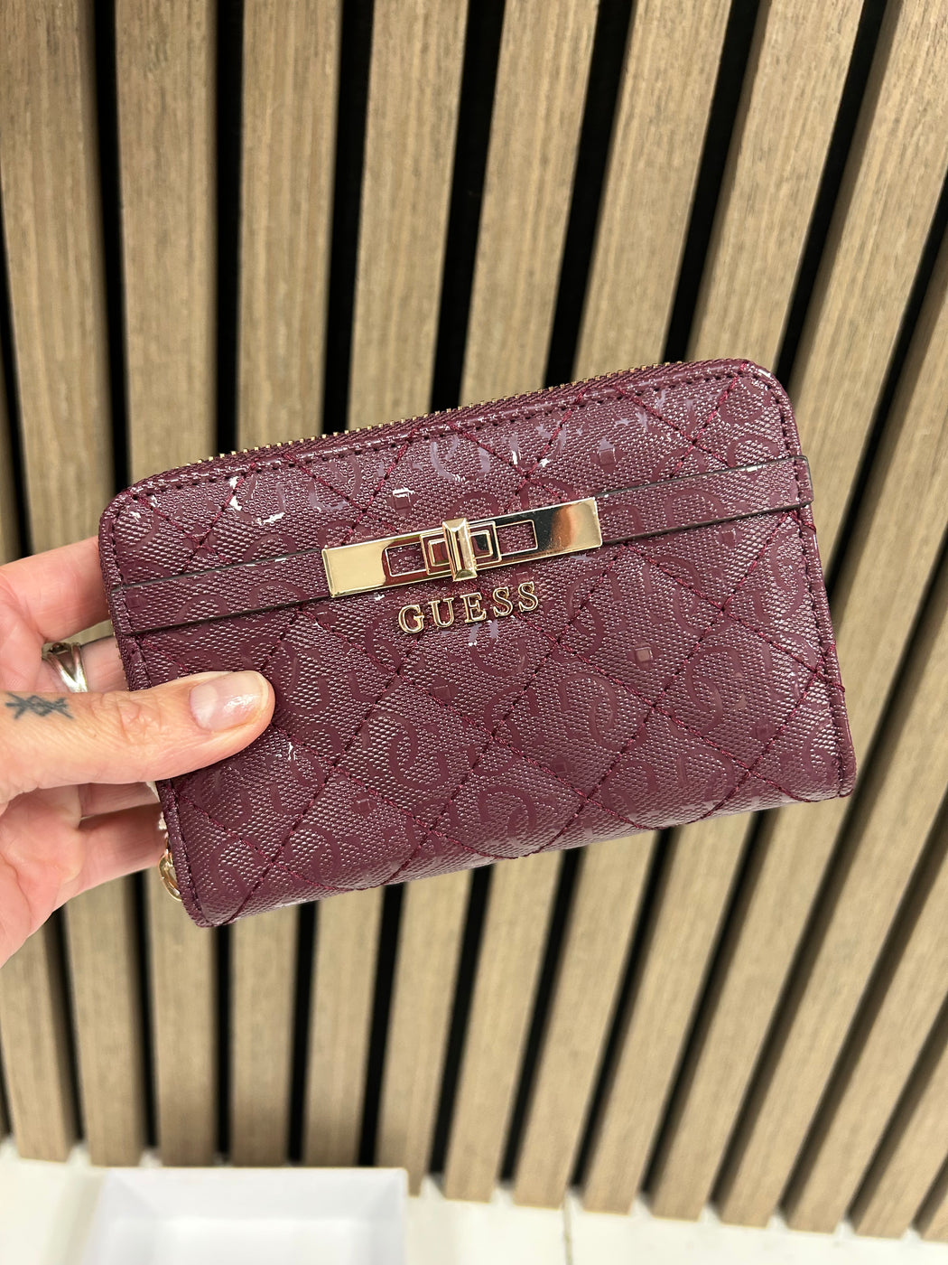 Guess Wine IDRA Wallet. GG8157140