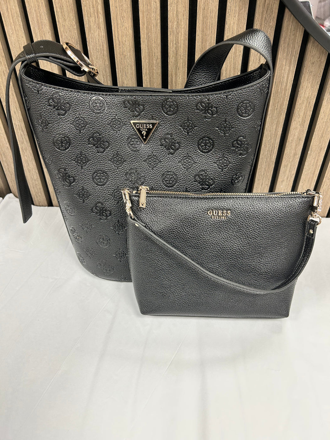 Guess CRESIDIA Bag. PD988804
