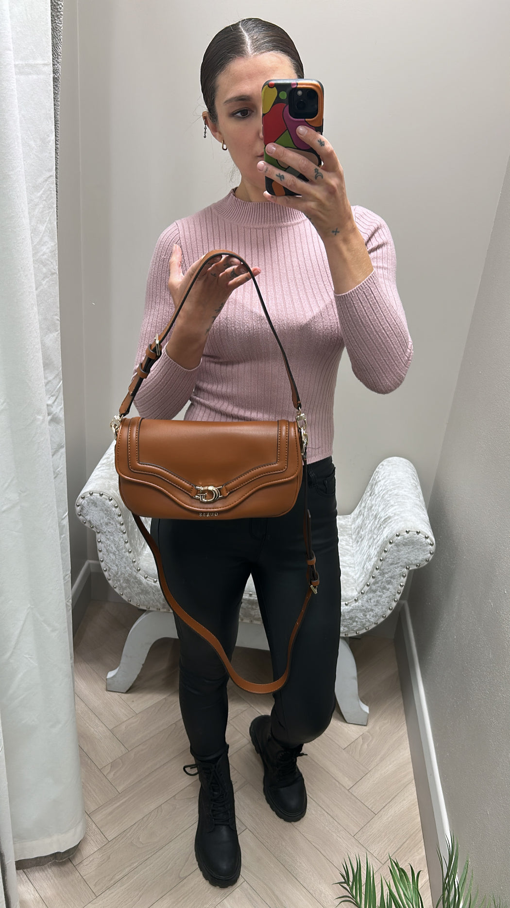 Guess Cognac DEA Bag. BG799320.