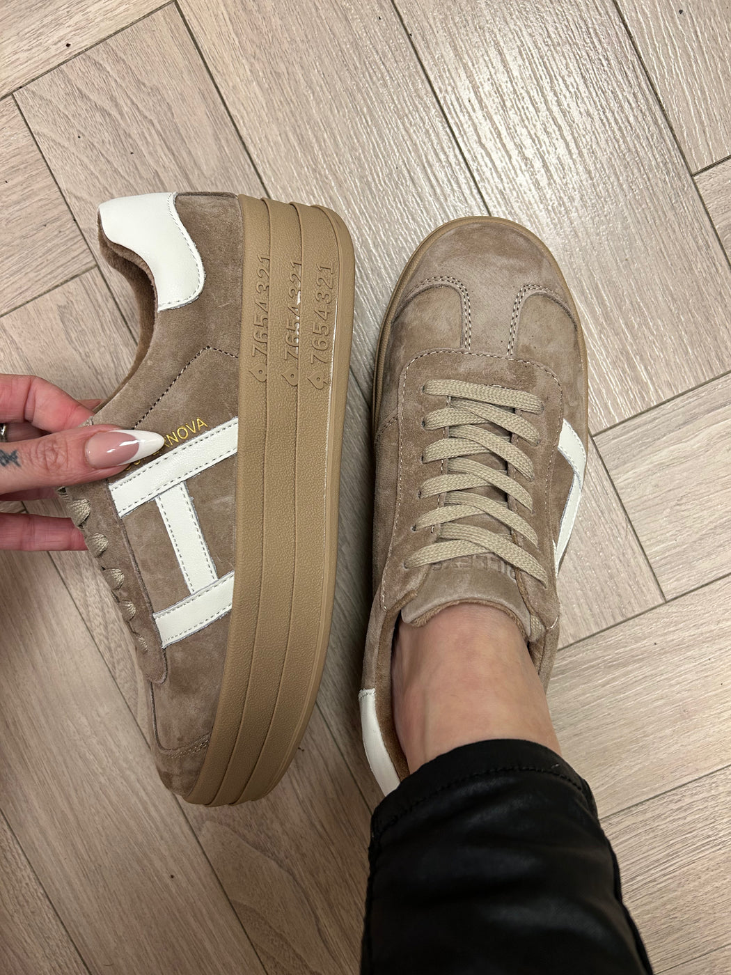 Sixty Eight Desert Sands Runners