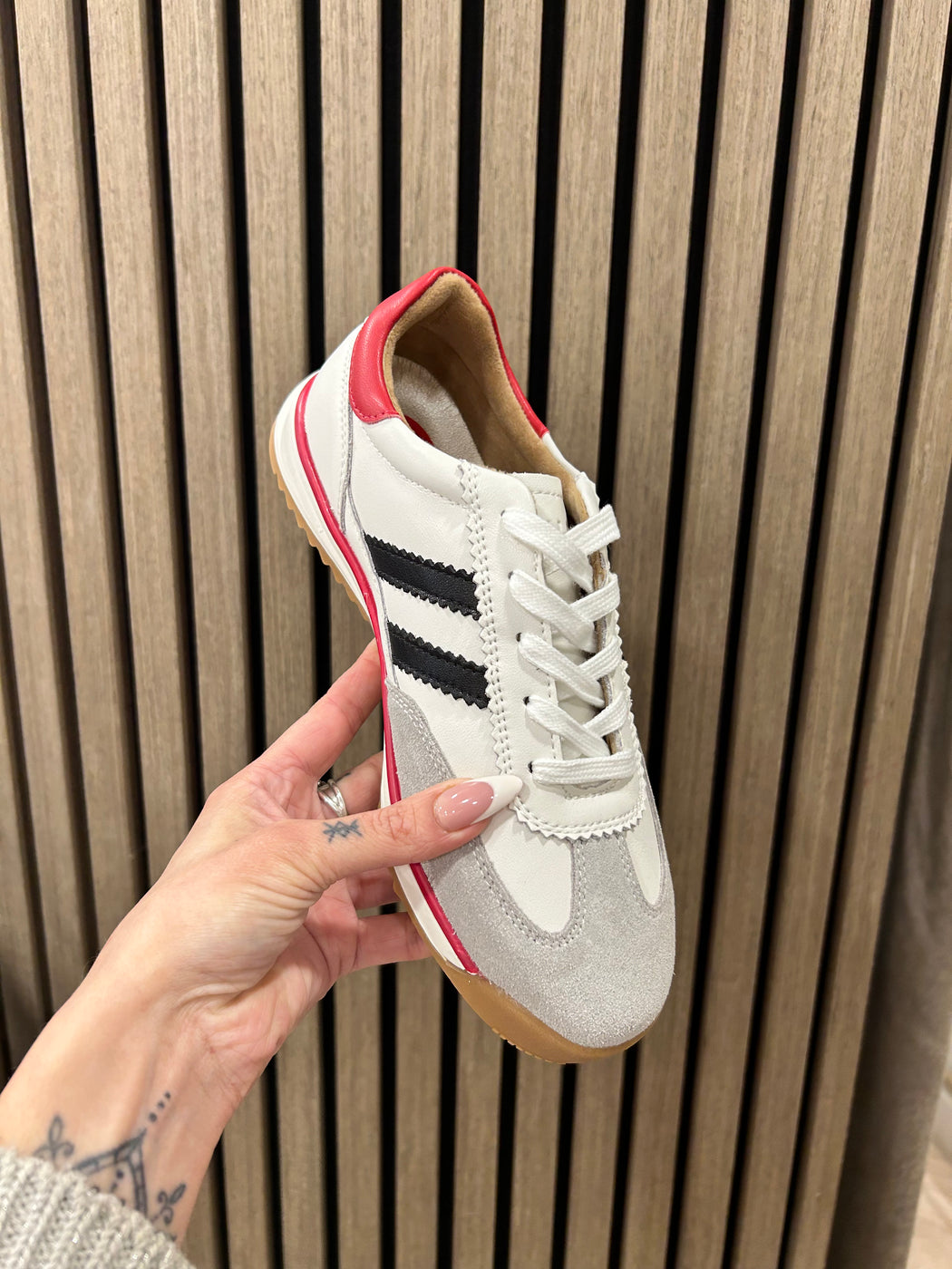Seventy Three Lood Line Runners
