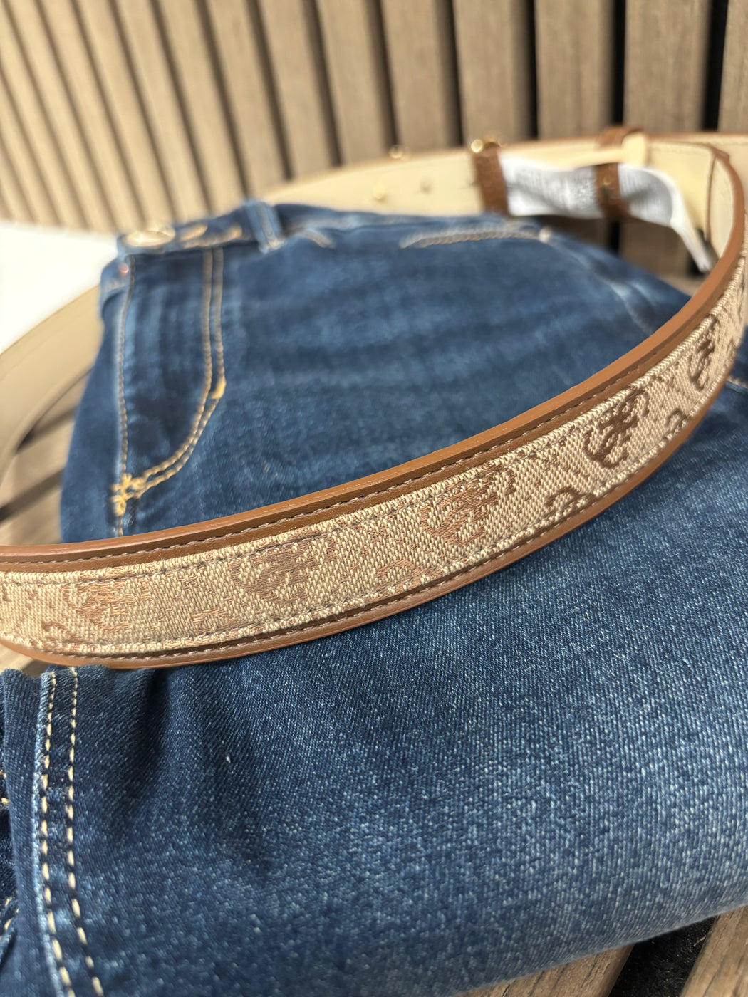 Guess Brown Logo Belt. BW9491P6430