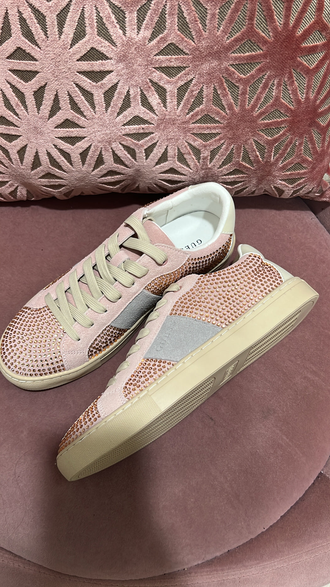 Guess pink grey diamanté sneaker flptodsue12